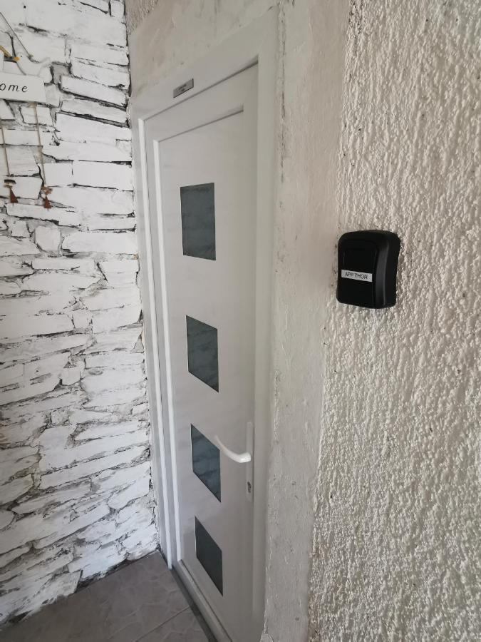 Apartment Thor Риека Экстерьер фото